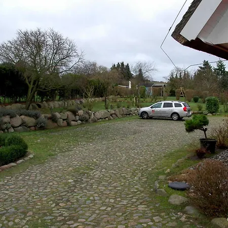 Uhlenhof 4 Apartment Groß Zicker