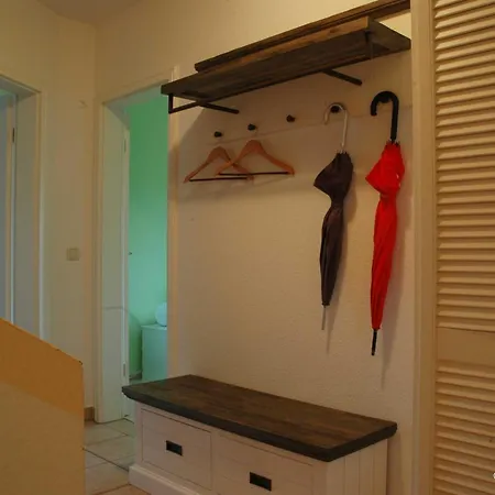 Apartment Uhlenhof 4 *