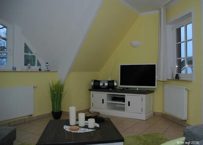 Uhlenhof 4 *